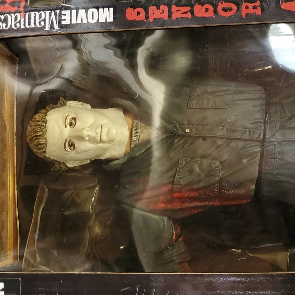 McFarlane Toys Maniacs 18-inch Halloween Michael Myers Vintage Figurine, NIB - Picture 8 of 17
